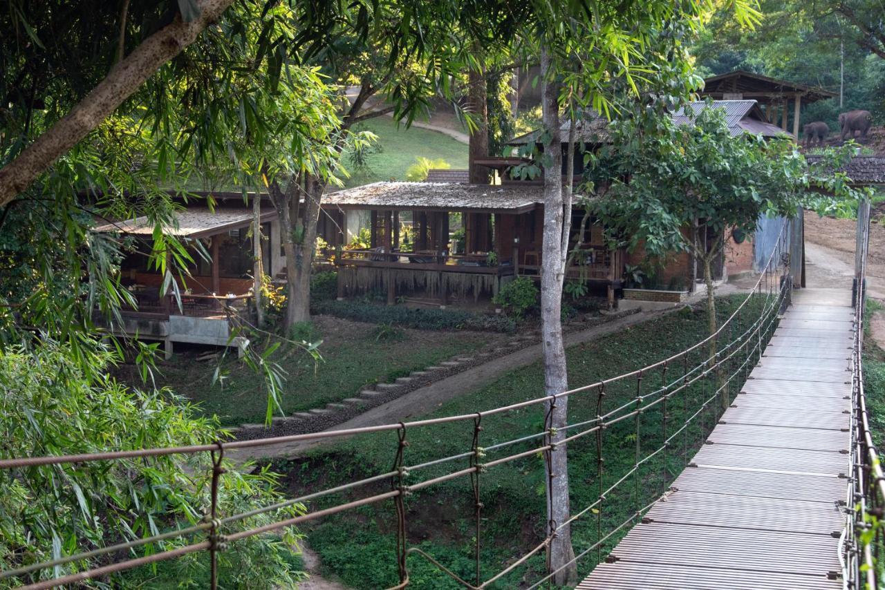 Resort Tawan Riverside *